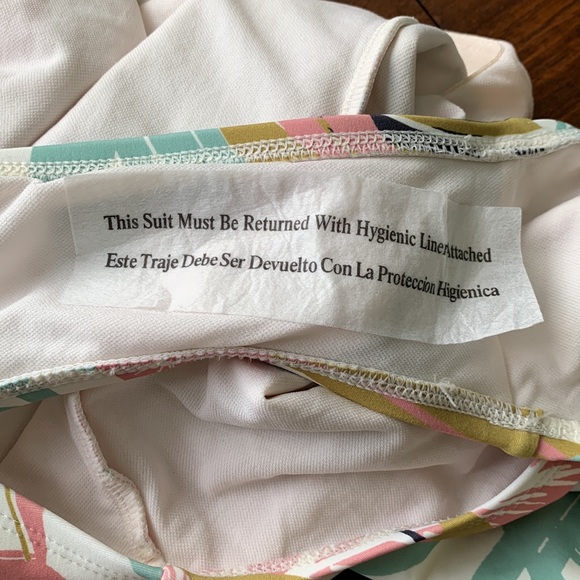 5/$20 Kona Sol size L full coverage swimsuit, white w/tropical print NWT - Picture 4 of 7